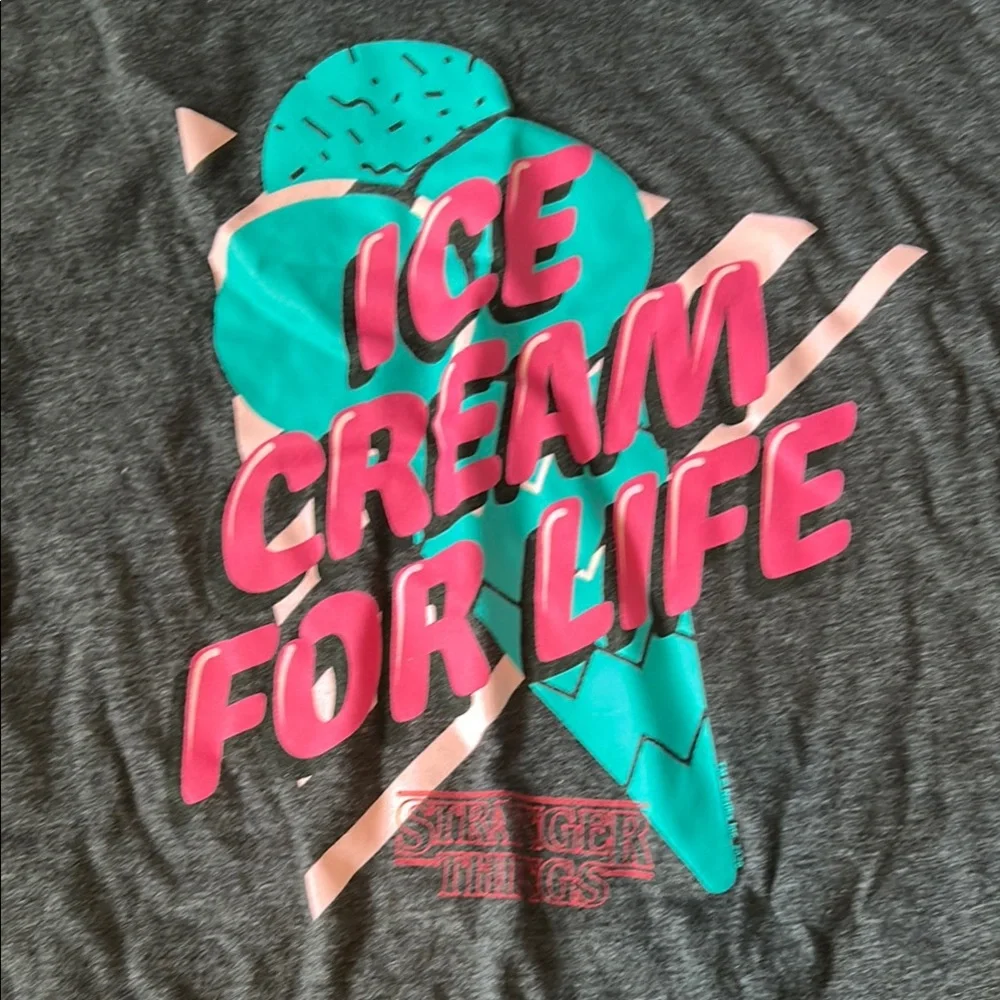 Old‎ Navy Charcoal Tee with Ice Cream Graphic Stranger Things